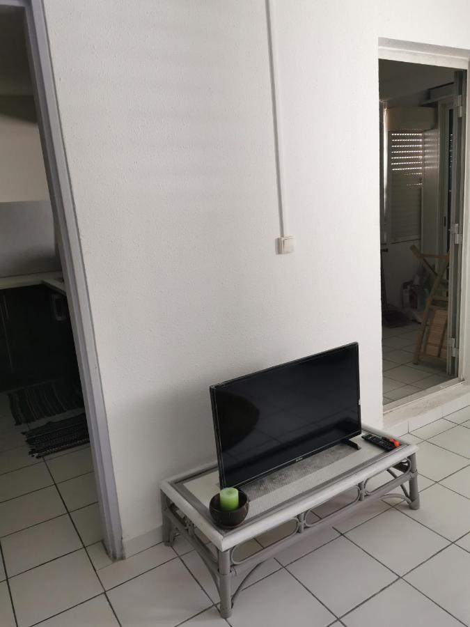 Appartement lumineux 2 chambres à 1mn de la plage Le Gosier  Extérieur photo
